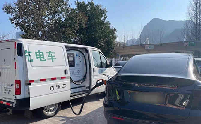 项城汽车搭电